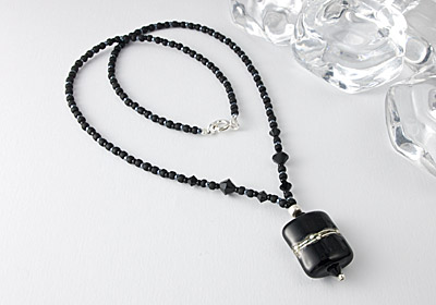 Black Lampwork Necklace "Raven"