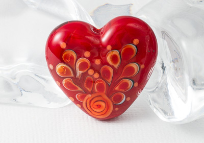 Red Leafy Heart Bead