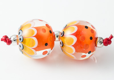 Spotty Dahlia Lampwork Beads