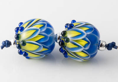 Lampwork Dahlia Beads