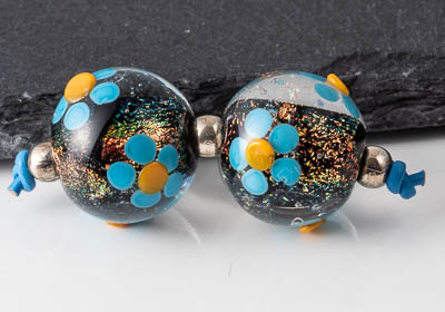 Dichroic Lampwork Flowery Beads