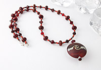 Lampwork Necklace "Rose Red" alternative view 1