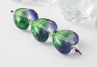Two Tone Lampwork Heart Beads alternative view 2