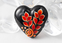 Red Leafy Heart Bead alternative view 1