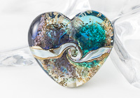 Sparkly Heart Lampwork Bead alternative view 1