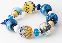 Flowery Lampwork Bead Set alternative view 1