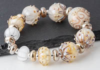 Golden Lampwork Dahlia Bead Set alternative view 1